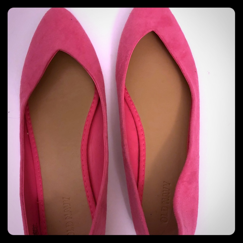 New old navy pointed toe pink flats